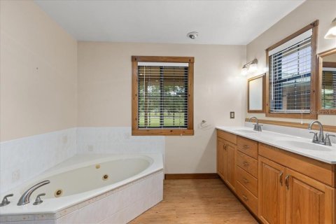 Villa ou maison à vendre à Bell, Floride: 4 chambres, 179.49 m2 № 2410415 - photo 16