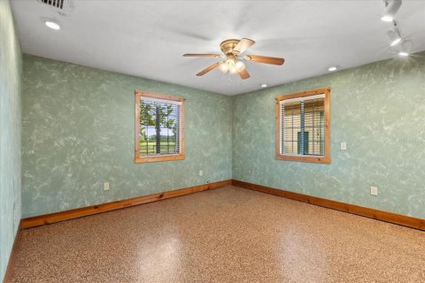 Villa ou maison à vendre à Bell, Floride: 4 chambres, 179.49 m2 № 2410415 - photo 18