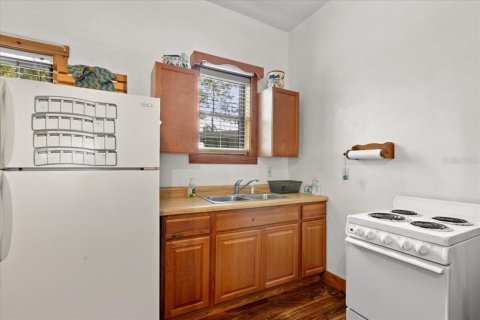 Villa ou maison à vendre à Bell, Floride: 4 chambres, 179.49 m2 № 2410415 - photo 26