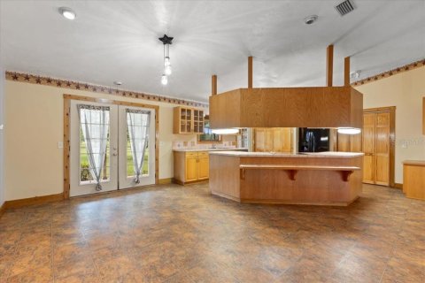 Villa ou maison à vendre à Bell, Floride: 4 chambres, 179.49 m2 № 2410415 - photo 8