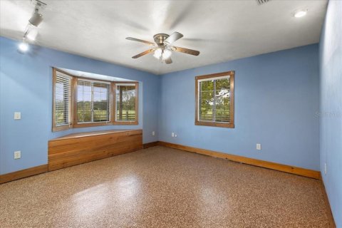 Villa ou maison à vendre à Bell, Floride: 4 chambres, 179.49 m2 № 2410415 - photo 21