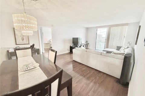 Copropriété à louer à Hallandale Beach, Floride: 2 chambres, 130.06 m2 № 1974332 - photo 24