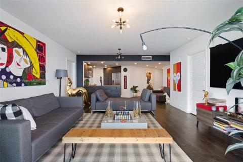 Condo in North Bay Village, Florida, 2 bedrooms № 1958116 - photo 7