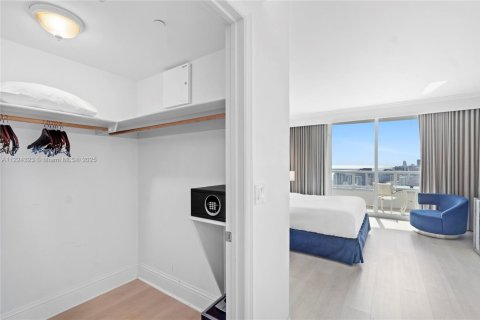 Condominio en venta en Miami Beach, Florida, 2 dormitorios, 141.95 m2 № 1748736 - foto 26