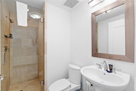 Condominio en venta en Miami Beach, Florida, 2 dormitorios, 141.95 m2 № 1748736 - foto 29