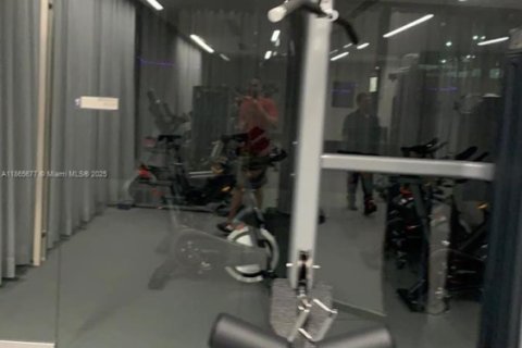 Condo in Doral, Florida, 1 bedroom  № 1928304 - photo 15