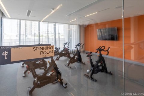 Condo in Doral, Florida, 1 bedroom  № 1928304 - photo 19