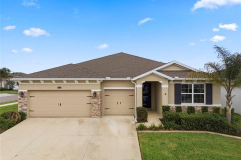 Casa en San Antonio, Florida 4 dormitorios, 262.73 m2 № 2123075