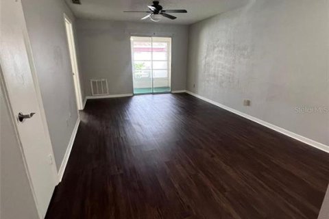 Touwnhouse à louer à Pinellas Park, Floride: 2 chambres, 90.12 m2 № 1906895 - photo 12