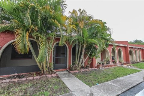 Adosado en alquiler en Pinellas Park, Florida, 2 dormitorios, 90.12 m2 № 1906895 - foto 28