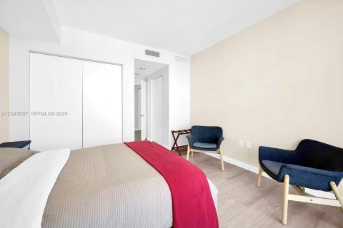 Снять в аренду кондоминиум в Майами, Флорида 2 спальни, 97.83м2, № 2145872 - фото 11