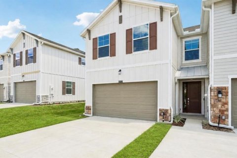 Touwnhouse à Gainesville, Floride 4 chambres, 163.23 m2 № 2371927
