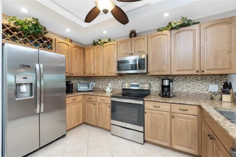 Condo in Punta Gorda, Florida, 2 bedrooms  № 1825362 - photo 9