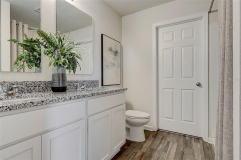 House in Eagle Lake, Florida 3 bedrooms, 144.65 sq.m. № 2238396 - photo 30