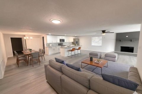 Villa ou maison à vendre à Ocala, Floride: 3 chambres, 208.01 m2 № 2095658 - photo 3