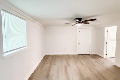 Villa ou maison à vendre à Ocala, Floride: 3 chambres, 208.01 m2 № 2095658 - photo 10