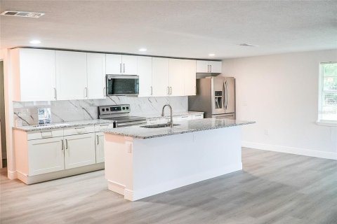 Villa ou maison à vendre à Ocala, Floride: 3 chambres, 208.01 m2 № 2095658 - photo 6
