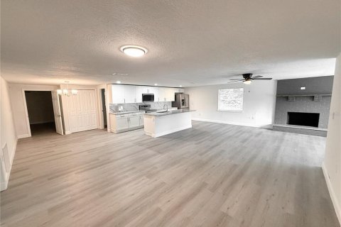 Villa ou maison à vendre à Ocala, Floride: 3 chambres, 208.01 m2 № 2095658 - photo 4