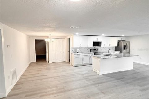 Villa ou maison à vendre à Ocala, Floride: 3 chambres, 208.01 m2 № 2095658 - photo 15