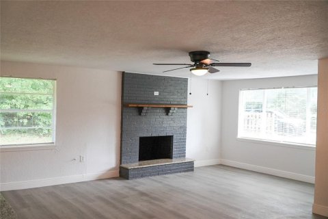 Villa ou maison à vendre à Ocala, Floride: 3 chambres, 208.01 m2 № 2095658 - photo 5