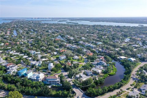 Купить виллу или дом в Сарасота, Флорида 8 комнат, 358.14м2, № 1908905 - фото 23