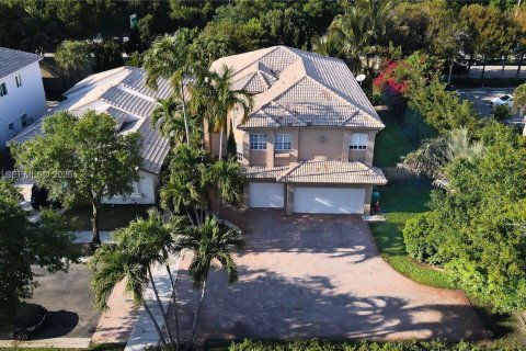 Casa en venta en Doral, Florida, 5 dormitorios № 2058781 - foto 9