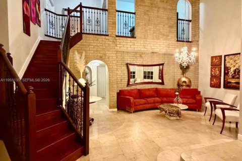 Casa en venta en Doral, Florida, 5 dormitorios № 2058781 - foto 16