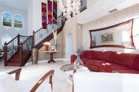 Casa en venta en Doral, Florida, 5 dormitorios № 2058781 - foto 18