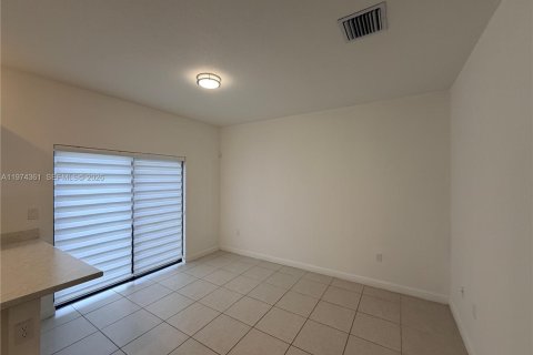 Adosado en alquiler en Homestead, Florida, 3 dormitorios, 123.65 m2 № 2042967 - foto 8