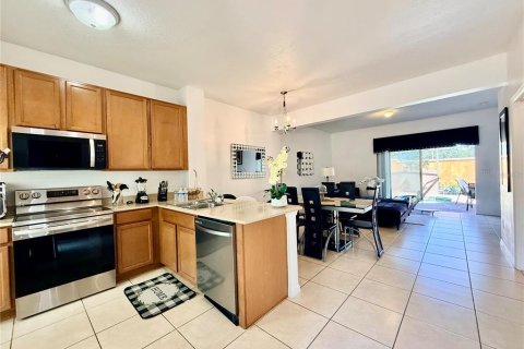 Touwnhouse à louer à Kissimmee, Floride: 3 chambres, 120.31 m2 № 2400068 - photo 4