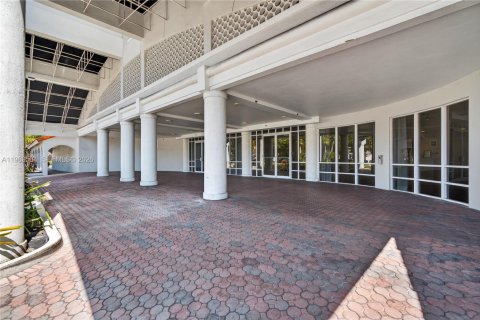 Condominio en venta en Miami, Florida, 2 dormitorios, 103.12 m2 № 2030613 - foto 23
