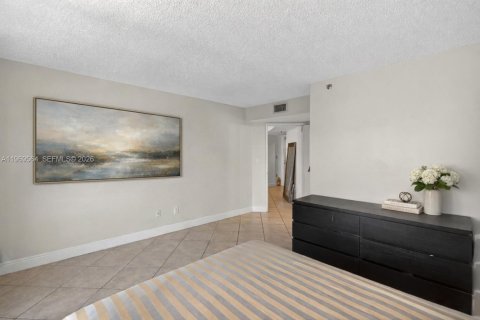 Condominio en venta en Miami, Florida, 2 dormitorios, 103.12 m2 № 2030613 - foto 13