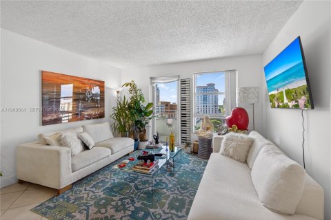 Condominio en venta en Miami, Florida, 2 dormitorios, 103.12 m2 № 2030613 - foto 7