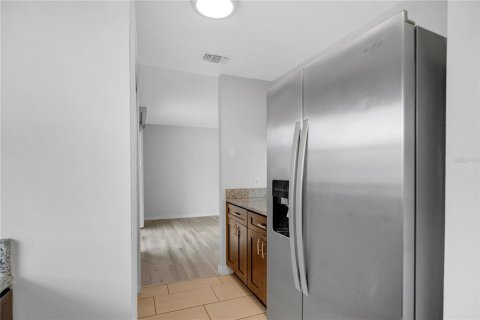 Condominio en venta en Orlando, Florida, 2 dormitorios, 93.46 m2 № 2108210 - foto 11