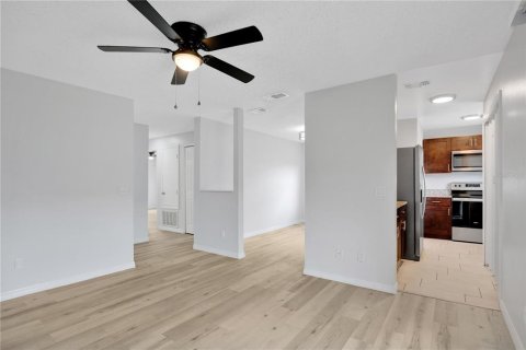 Condominio en venta en Orlando, Florida, 2 dormitorios, 93.46 m2 № 2108210 - foto 5