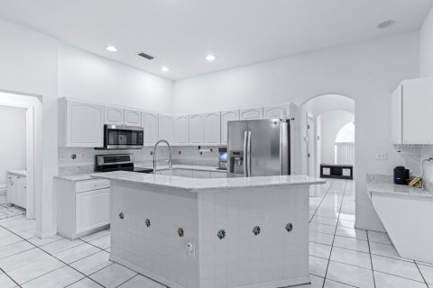 Villa ou maison à vendre à Valrico, Floride: 3 chambres, 176.98 m2 № 1902929 - photo 4