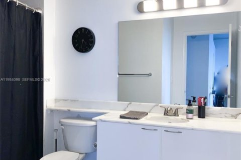 Снять в аренду кондоминиум в Майами, Флорида 2 спальни, 98.1м2, № 2051415 - фото 7