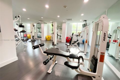 Снять в аренду кондоминиум в Майами, Флорида 2 спальни, 98.1м2, № 2051415 - фото 21