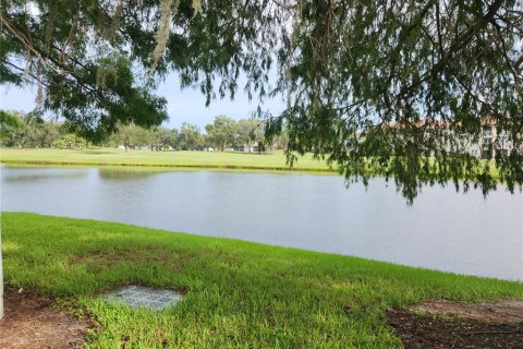 Condo in Bradenton, Florida, 2 bedrooms  № 1687935 - photo 23