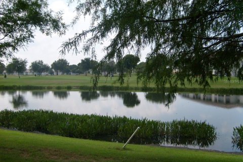 Condo in Bradenton, Florida, 2 bedrooms  № 1687935 - photo 15