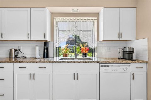 Condo in Safety Harbor, Florida, 2 bedrooms  № 2208493 - photo 3