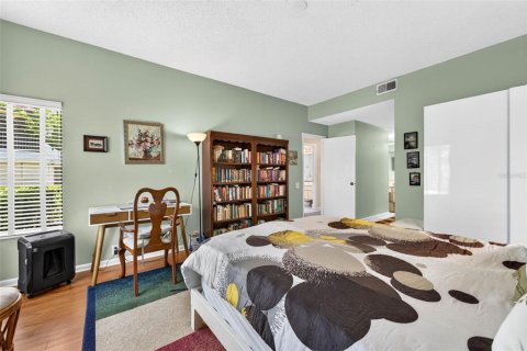 Condo in Safety Harbor, Florida, 2 bedrooms  № 2208493 - photo 24