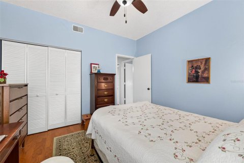Condo in Safety Harbor, Florida, 2 bedrooms  № 2208493 - photo 20