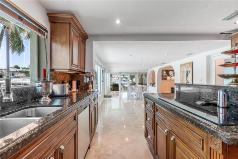 Casa en venta en North Miami, Florida, 3 dormitorios № 1867460 - foto 7