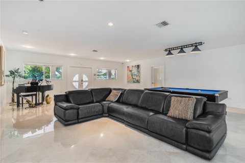 Casa en venta en North Miami, Florida, 3 dormitorios № 1867460 - foto 3