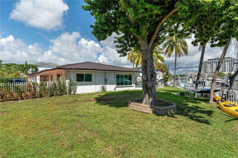 Casa en venta en North Miami, Florida, 3 dormitorios № 1867460 - foto 23