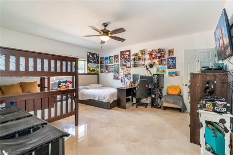 Casa en venta en North Miami, Florida, 3 dormitorios № 1867460 - foto 9