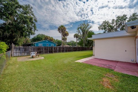 House in Edgewater, Florida 3 bedrooms, 119.01 sq.m. № 2258482 - photo 26