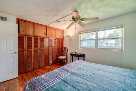 House in Edgewater, Florida 3 bedrooms, 119.01 sq.m. № 2258482 - photo 19