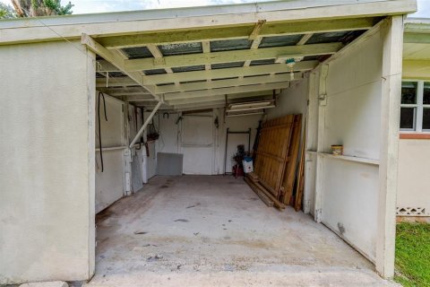 House in Edgewater, Florida 3 bedrooms, 119.01 sq.m. № 2258482 - photo 24